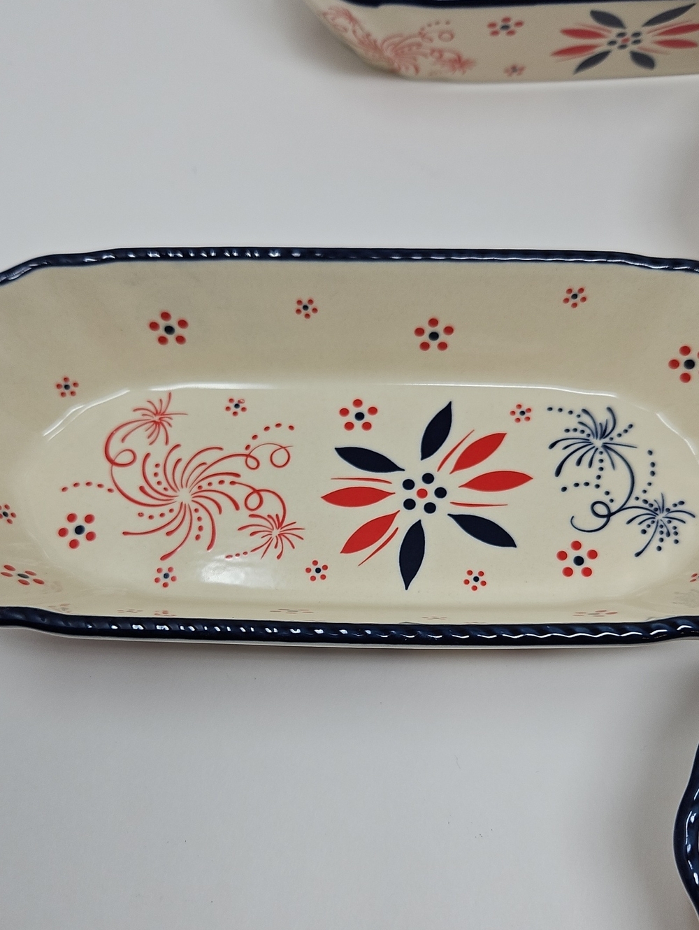 Temptations Ceramic Serving Dishes Fireworks Festive Patriotic- Set of 4 - Picture 2 of 7